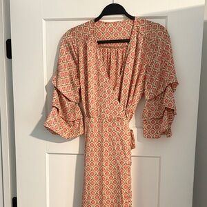Wrap Maxi Dress with layer sleeves